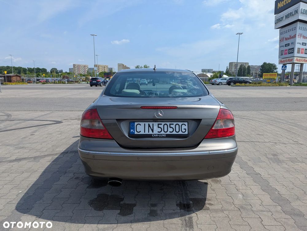 Mercedes-Benz CLK - 4