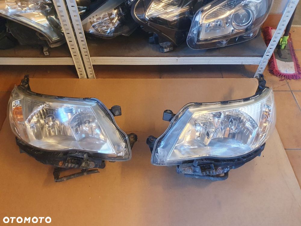 REFLEKTOR L/P SUBARU FORESTER 3 XENON EUROPA - 1