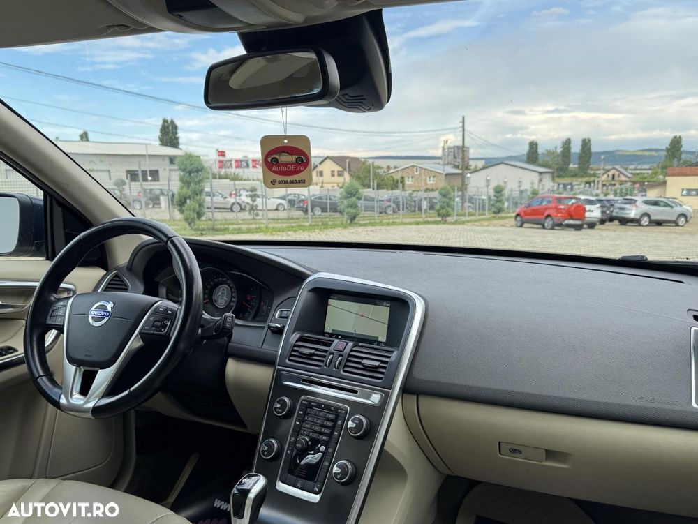 Volvo XC 60 - 6