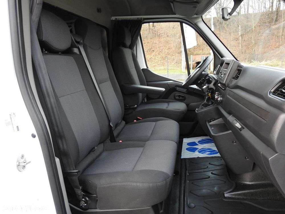 Renault MASTER PLANDEKA 10 PALET WEBASTO TEMPOMAT KLIMATYZACJA LEDY PNEUMATYKA  165KM - 38