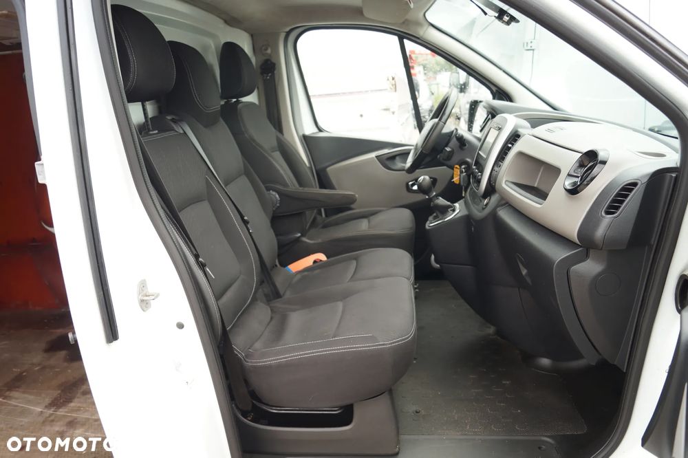Renault Trafic - 14