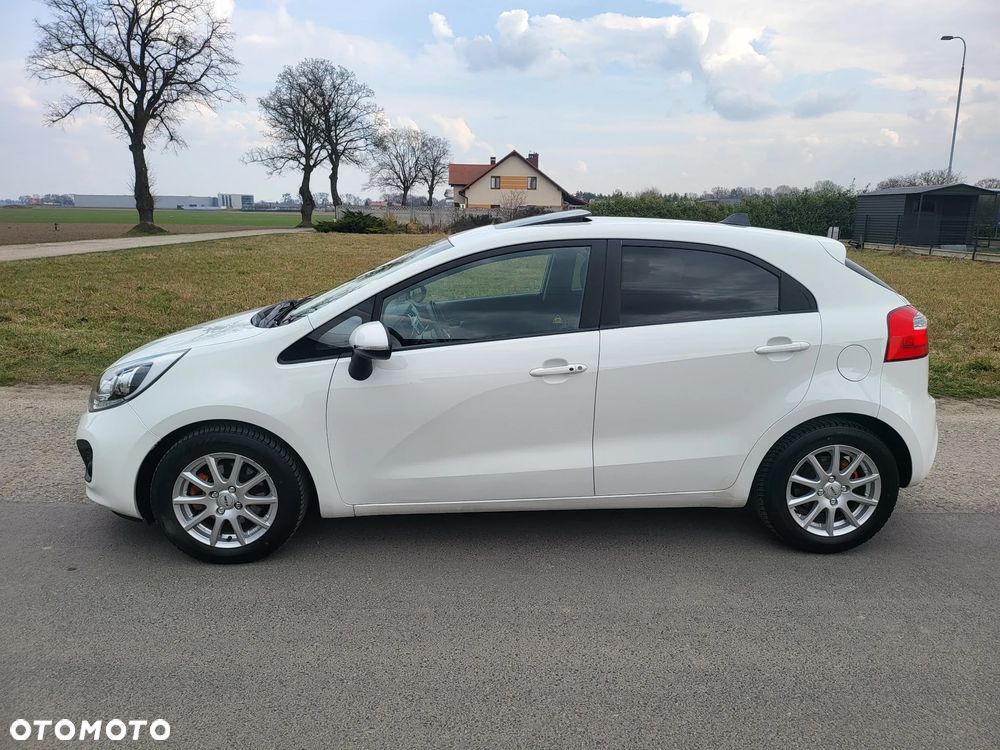 Kia Rio 1.4 CRDI Platinum Edition - 2