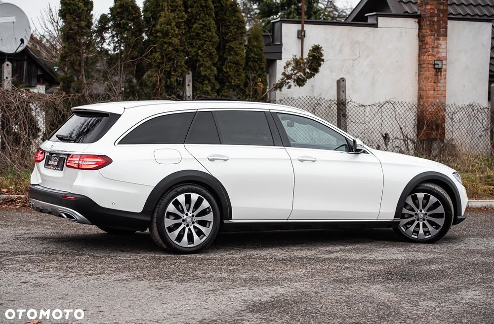 Mercedes-Benz Klasa E 220 d 4-Matic All-Terrain - 8