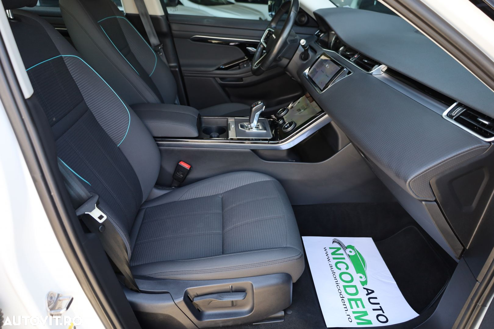 Land Rover Range Rover Evoque - 14