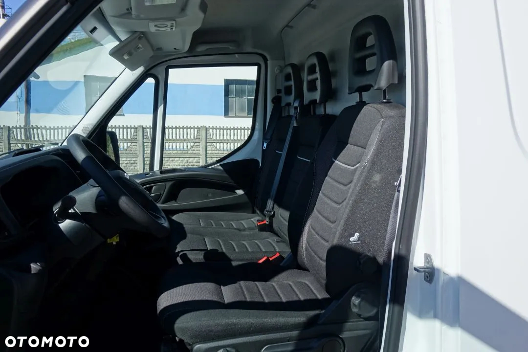 Iveco DAILY 35S16 / FURGON / BLASZAK / L4H2 / GWARANCJA PRODUCENTA / ROZSTAW OSI 410 CM /FAKTURA VAT 23% / NOWY !!! - 22