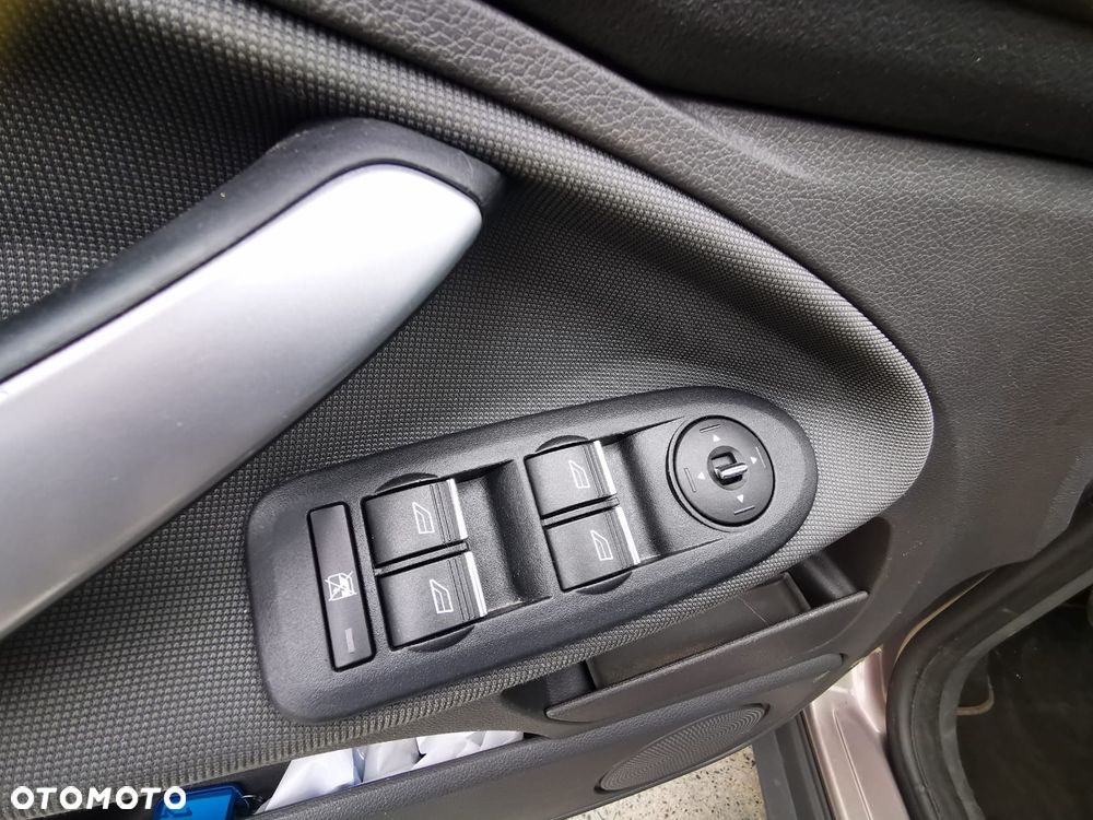 Ford Kuga 2.0 TDCi 2x4 Trend - 8