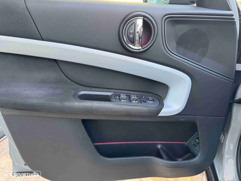 MINI Countryman Cooper D Premium First Essential Auto - 8