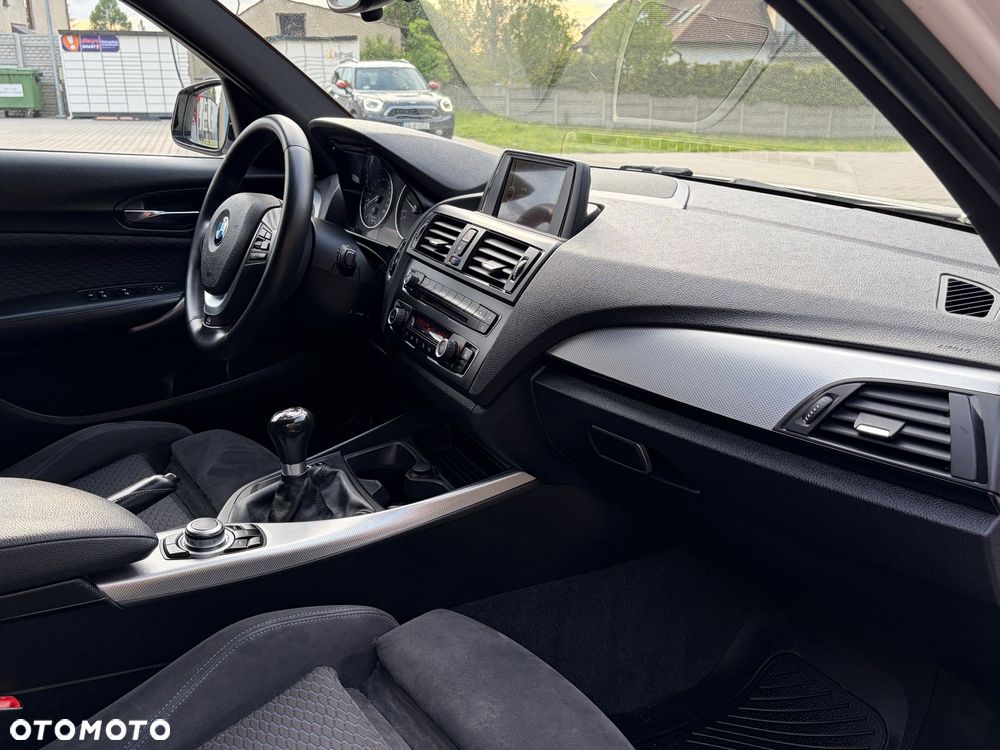 BMW Seria 1 118d xDrive Sport Line - 9