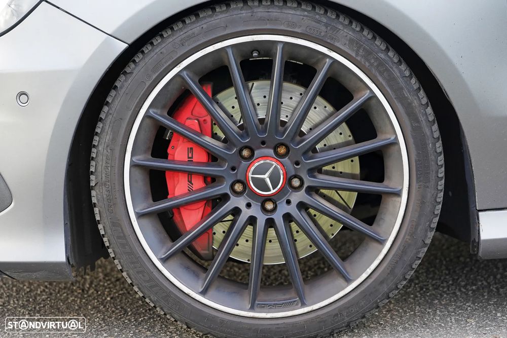 Mercedes-Benz A 45 AMG 4Matic Speedshift 7G-DCT - 15