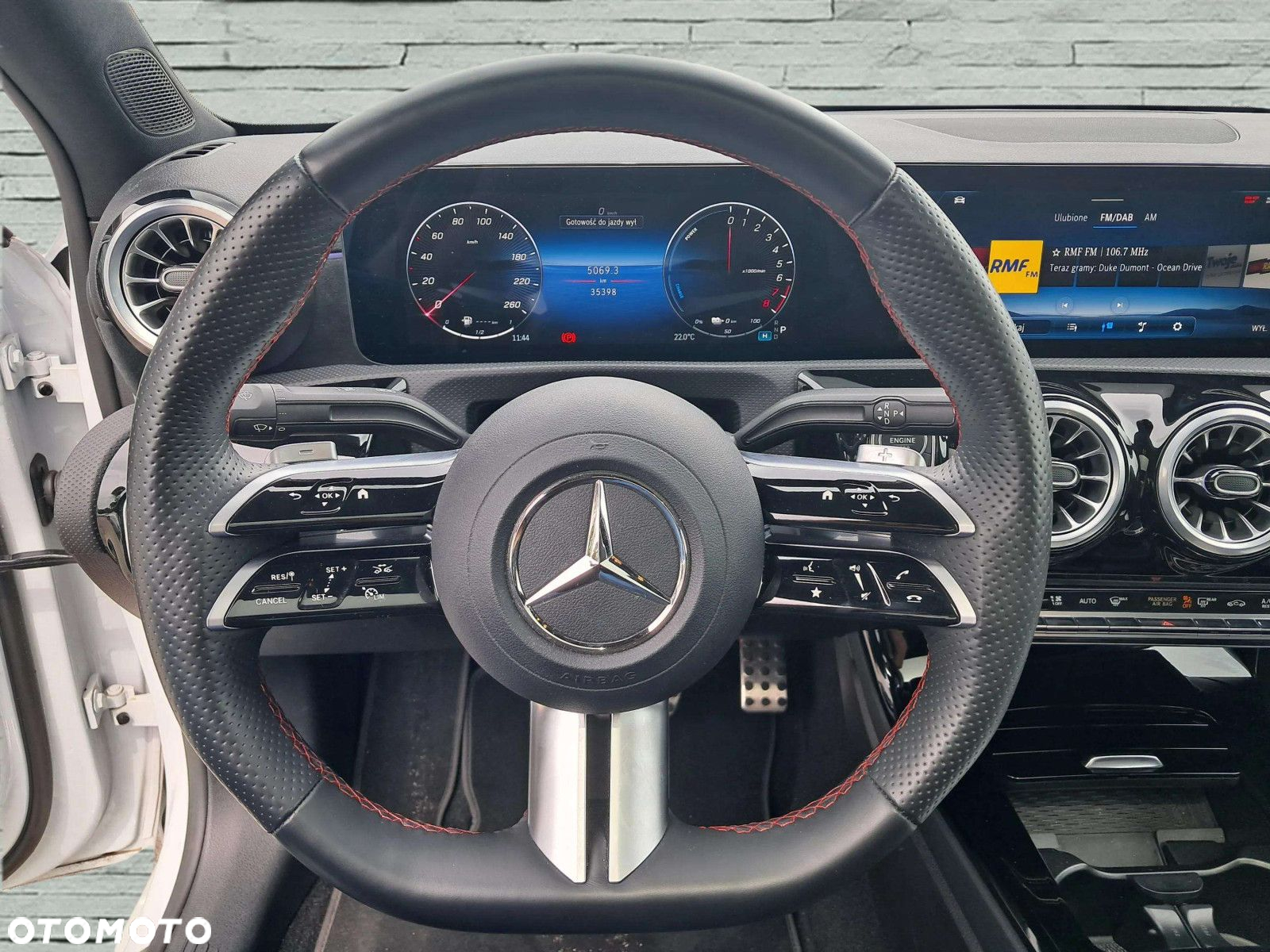 Mercedes-Benz Klasa A 250 e PHEV AMG Line 8G-DCT - 10