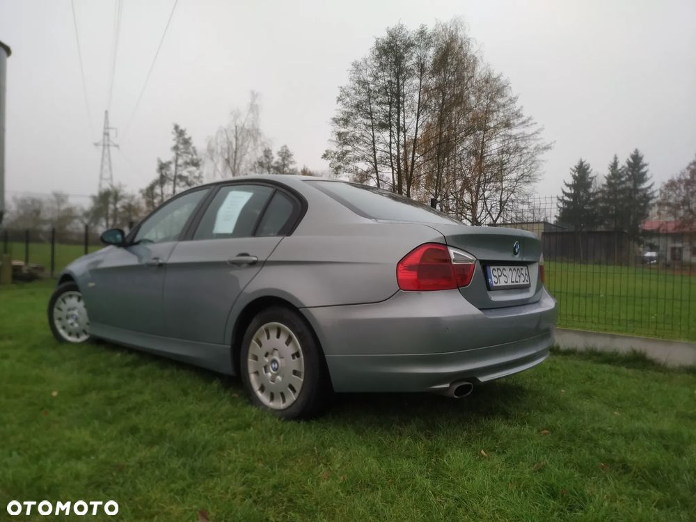 BMW Seria 3 320d - 3