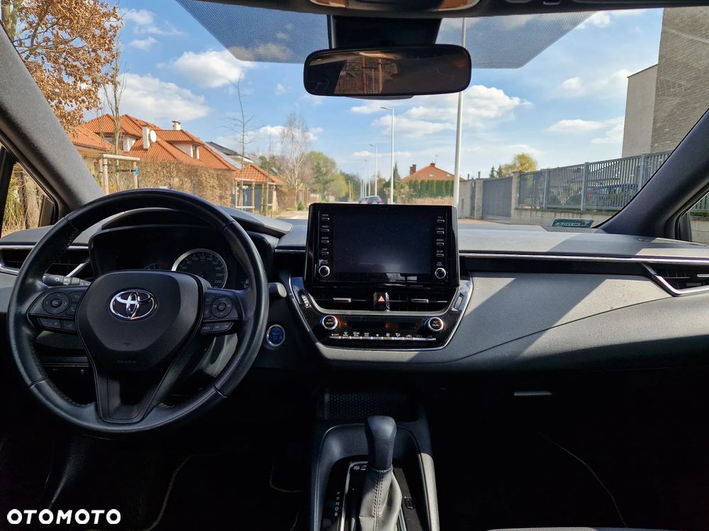 Toyota Corolla 1.8 Hybrid Comfort - 13