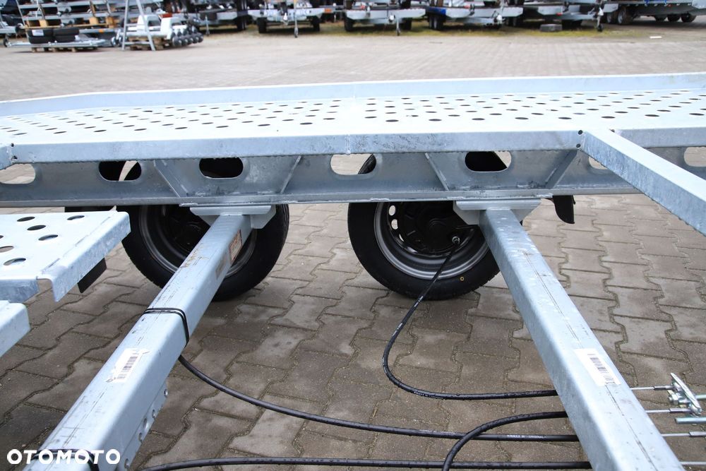 Inny Syriusz/ Gala  TAURUS T4527SL 4,5 m x 2,05 m DMC 2700kg Koła 195R13C - 15