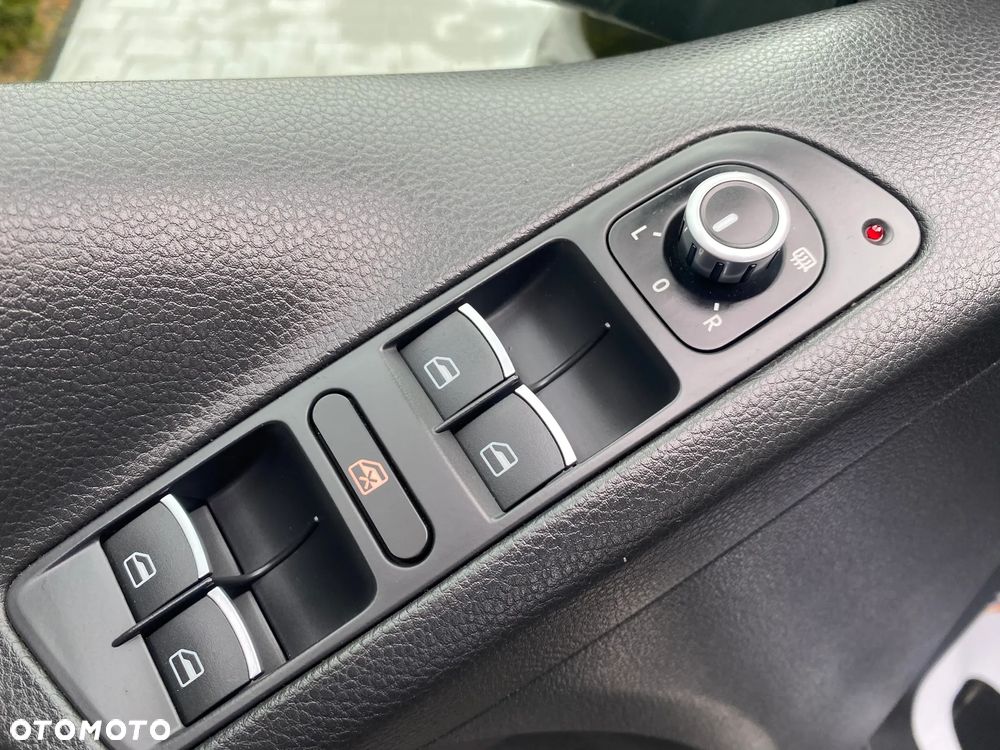 Volkswagen Tiguan 2.0 TDI DPF 4Motion BlueMotion Technology DSG Cup Sport & Style - 14