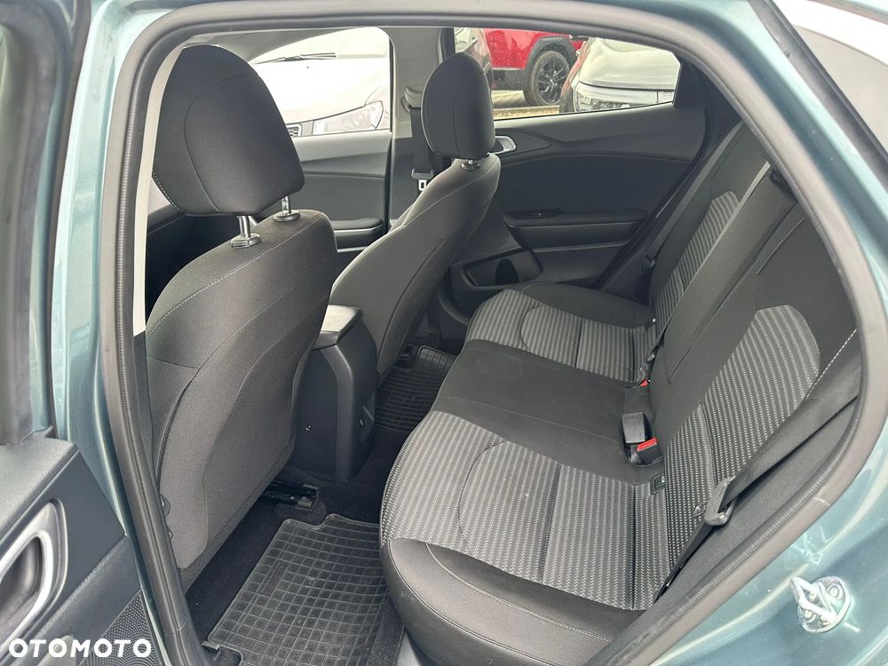 Kia XCeed 1.5 T-GDI M DCT - 11