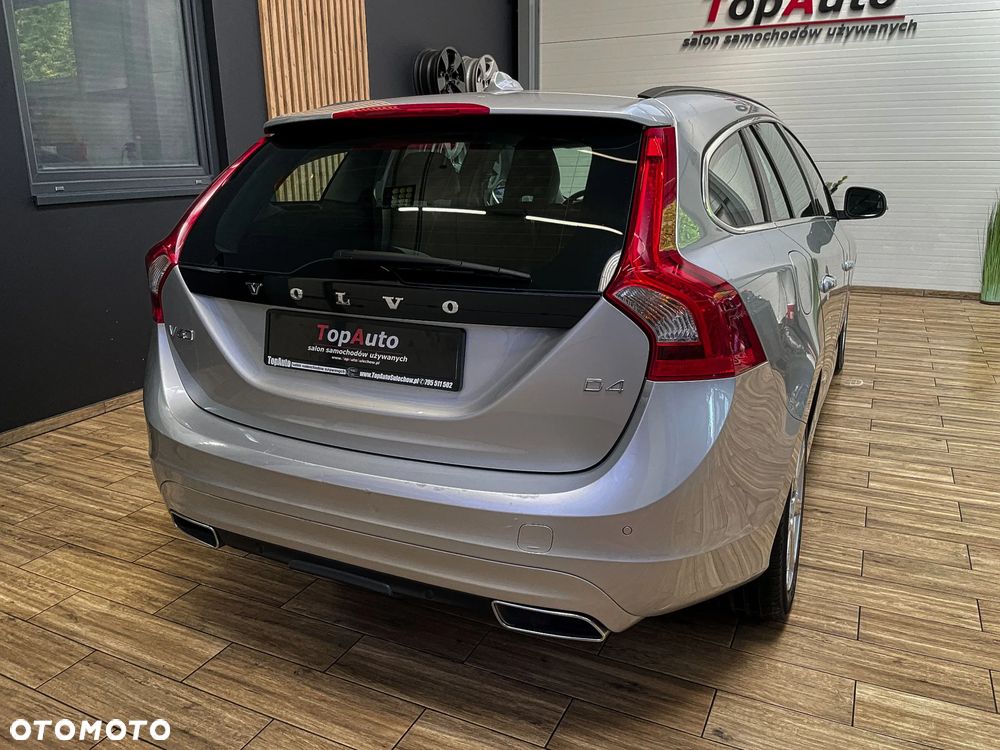 Volvo V60 D4 Geartronic Summum - 9