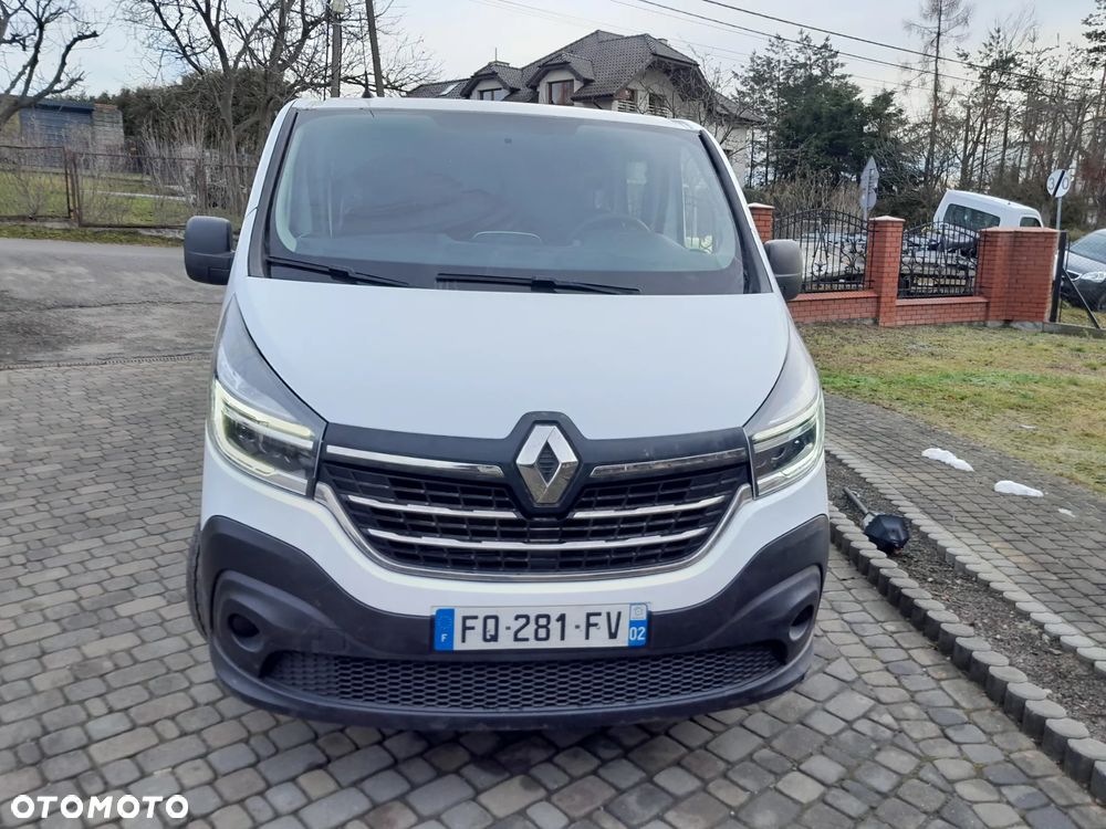 Renault TRAFIC - 2