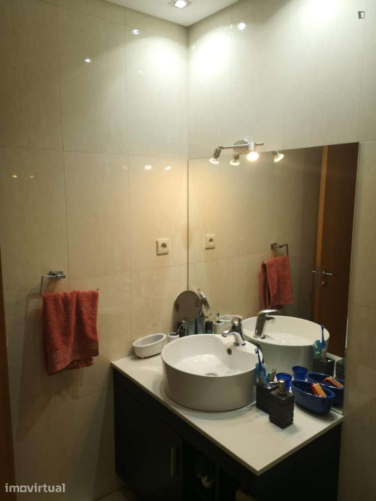 Quarto - localizado em Nogueira Fraião e Lamaçães Braga - Grande imagem: 4/12