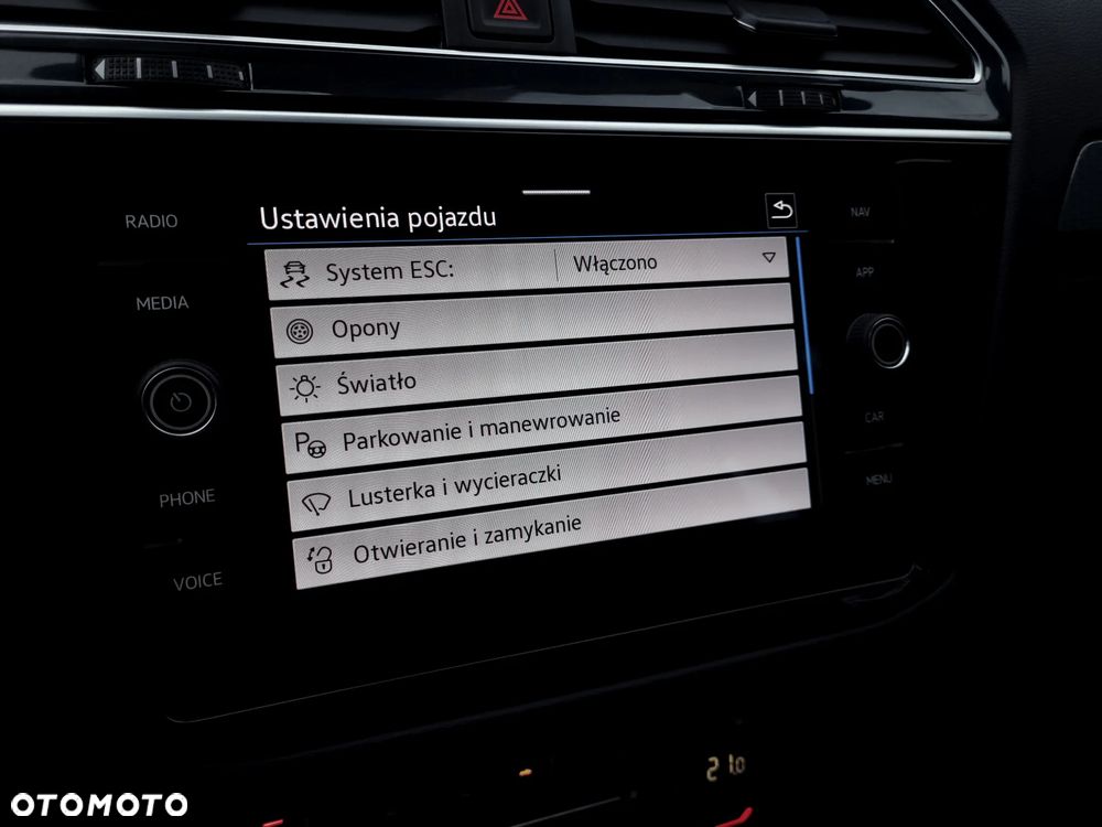 Volkswagen Tiguan 2.0 TDI SCR DSG Life - 29