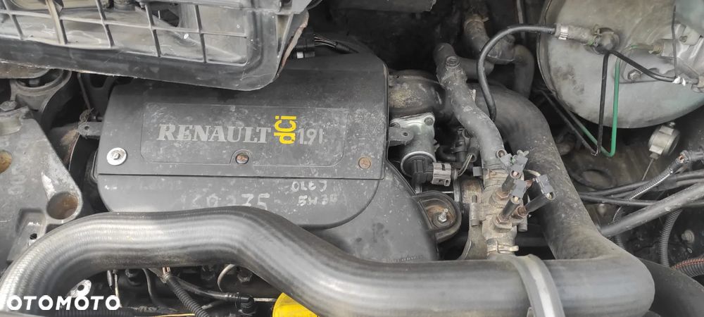 Renault Trafic - 8