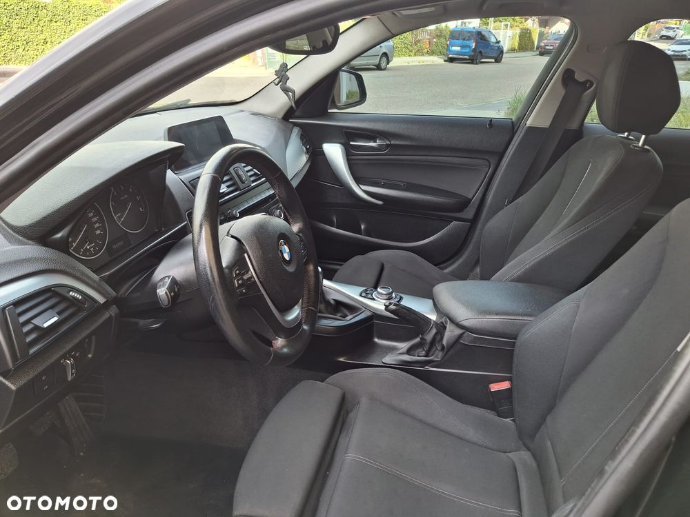 BMW Seria 1 - 24