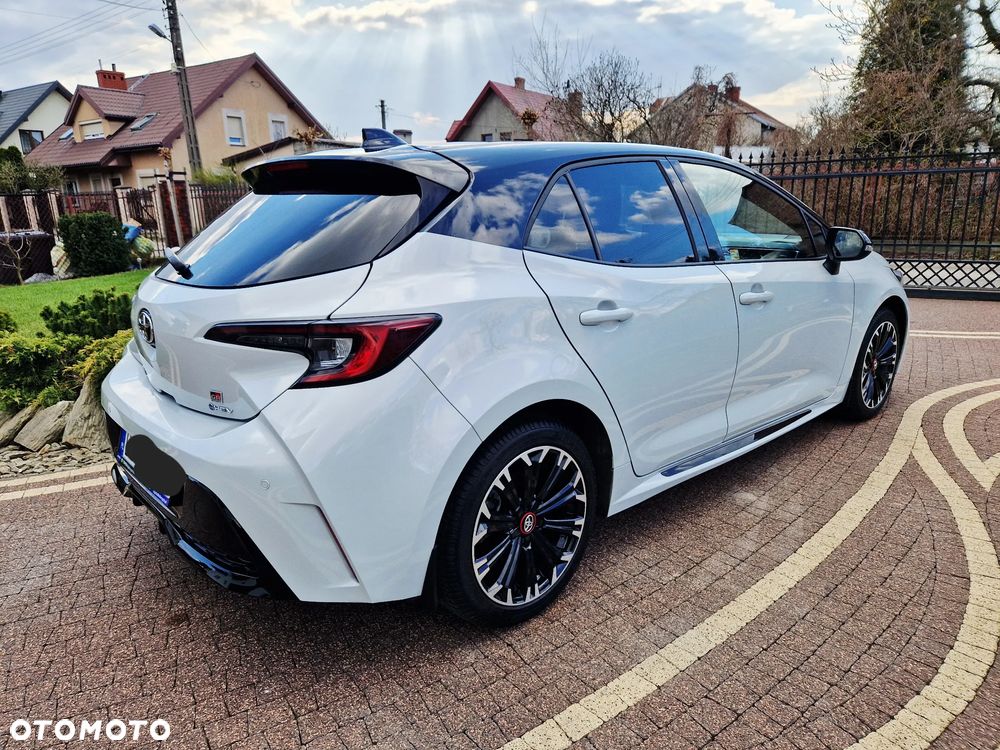 Toyota Corolla 2.0 Hybrid GR Sport Dynamic - 3