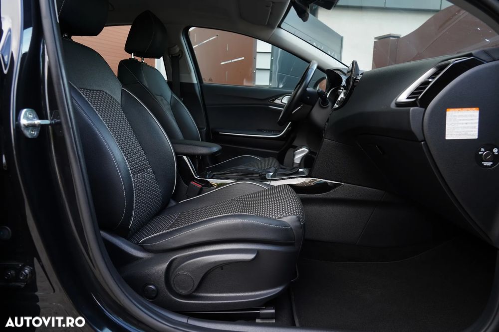 Kia XCeed - 8
