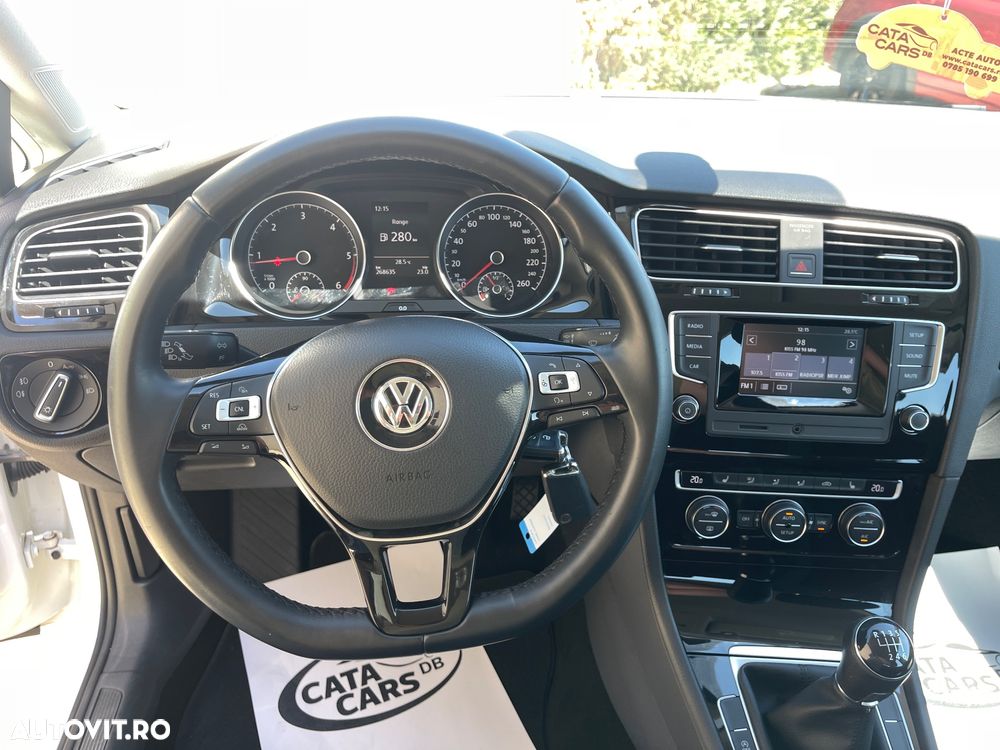 Volkswagen Golf 2.0 TDI (BlueMotion Technology) Highline - 36