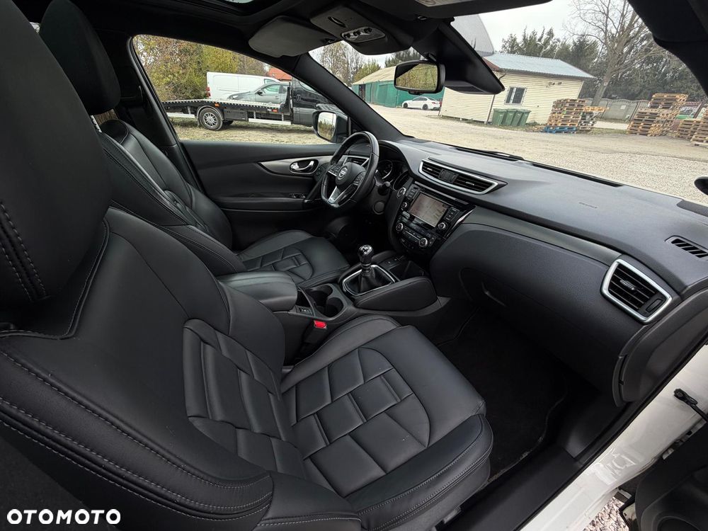 Nissan Qashqai 1.5 dCi Tekna+ - 25