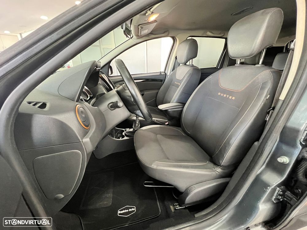 Dacia Duster 1.2 TCe SL Explorer - 10