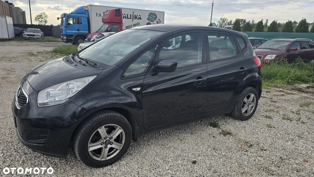 Kia Venga - 1