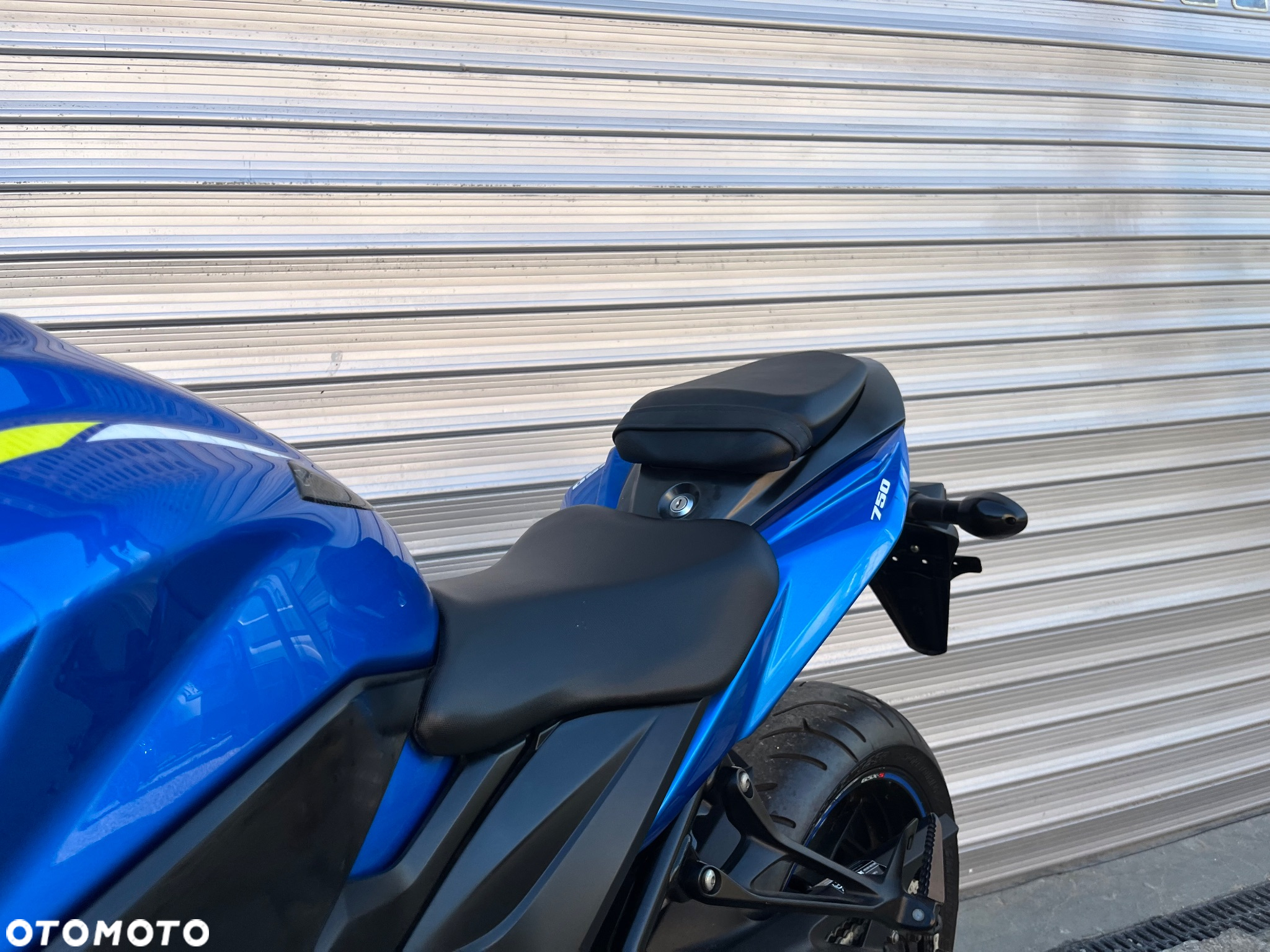 Suzuki GSX - 30