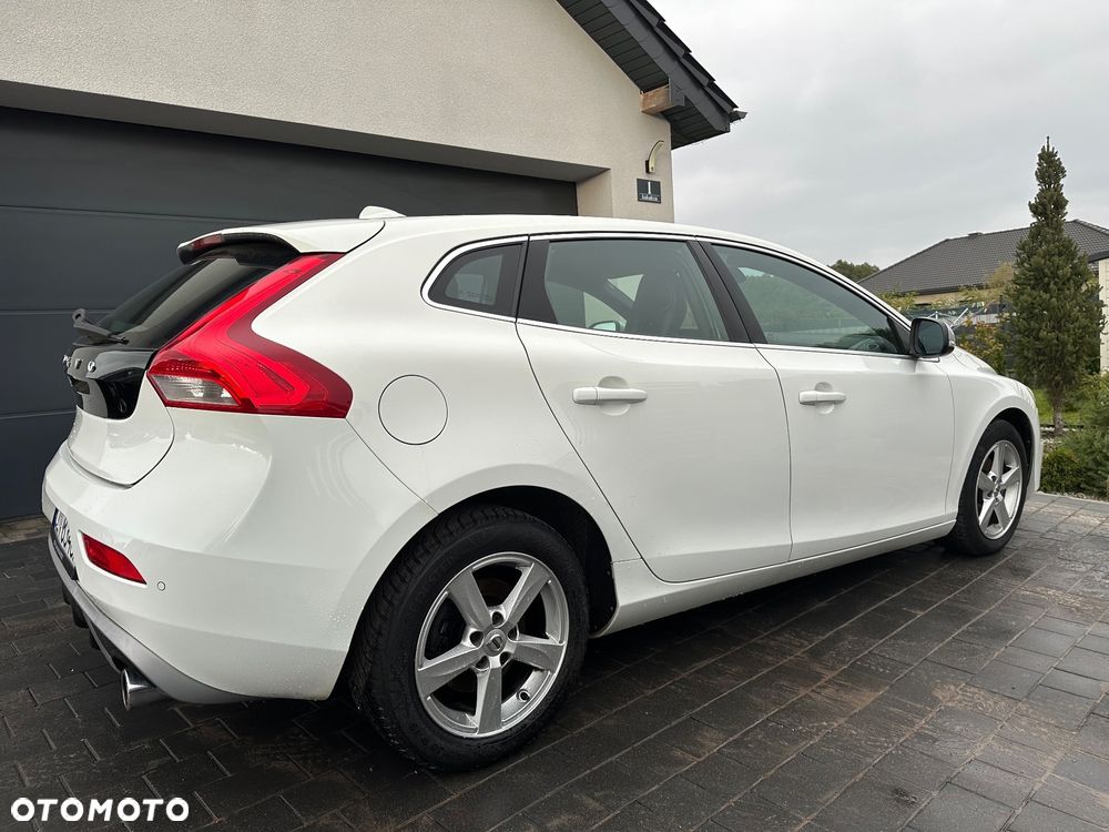 Volvo V40 D2 RDesign - 8