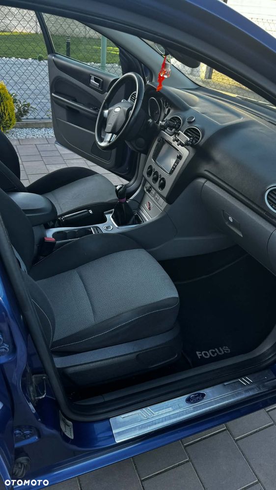 Ford Focus 1.8 Titanium - 7