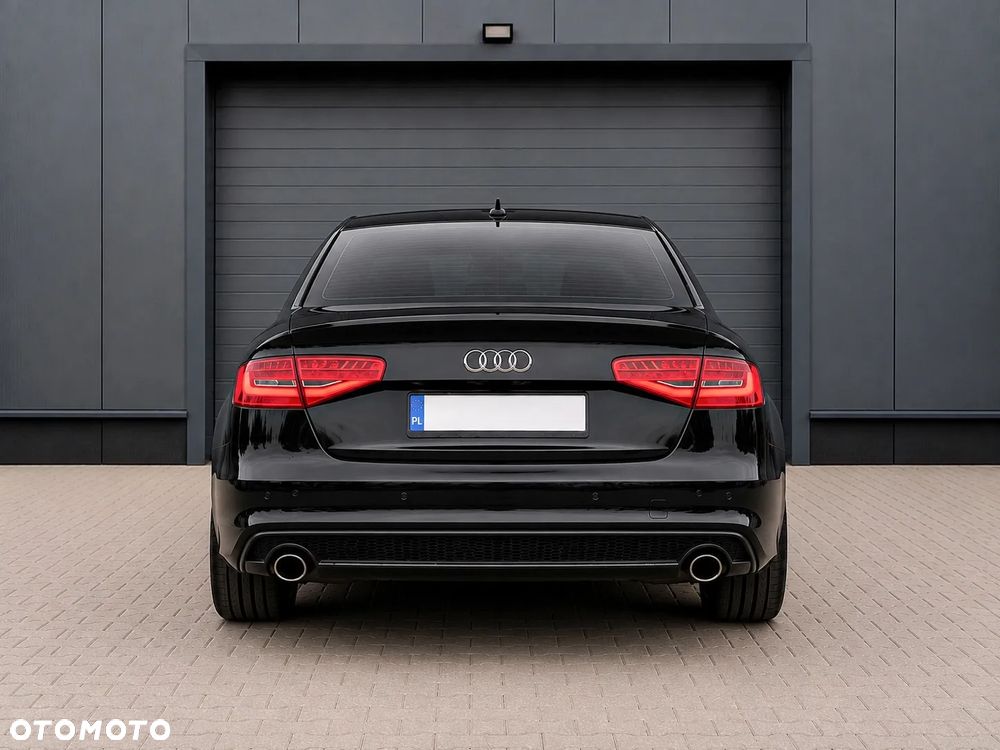 Audi A4 Limousine - 2