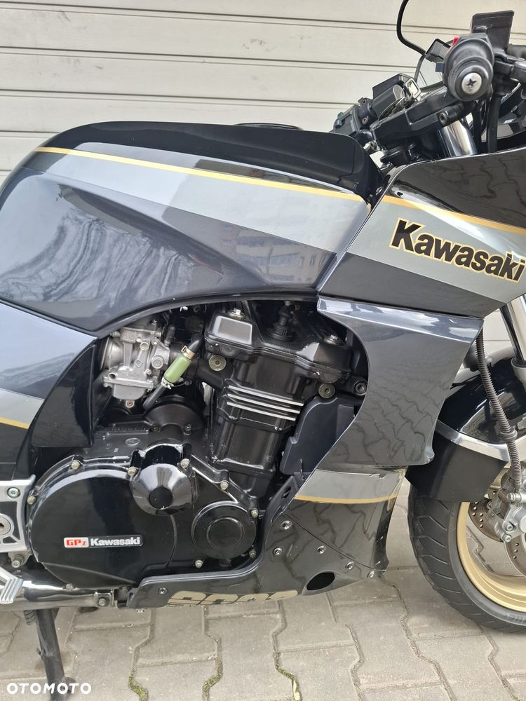 Kawasaki GPZ - 15