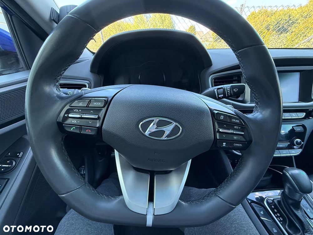 Hyundai IONIQ Plug-in hybrid Premium - 8