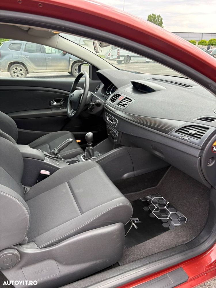 Renault Megane III Coupe 1.4 TCE Dynamique - 27