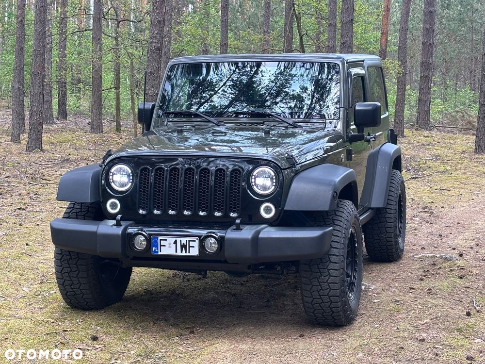 Jeep Wrangler - 5