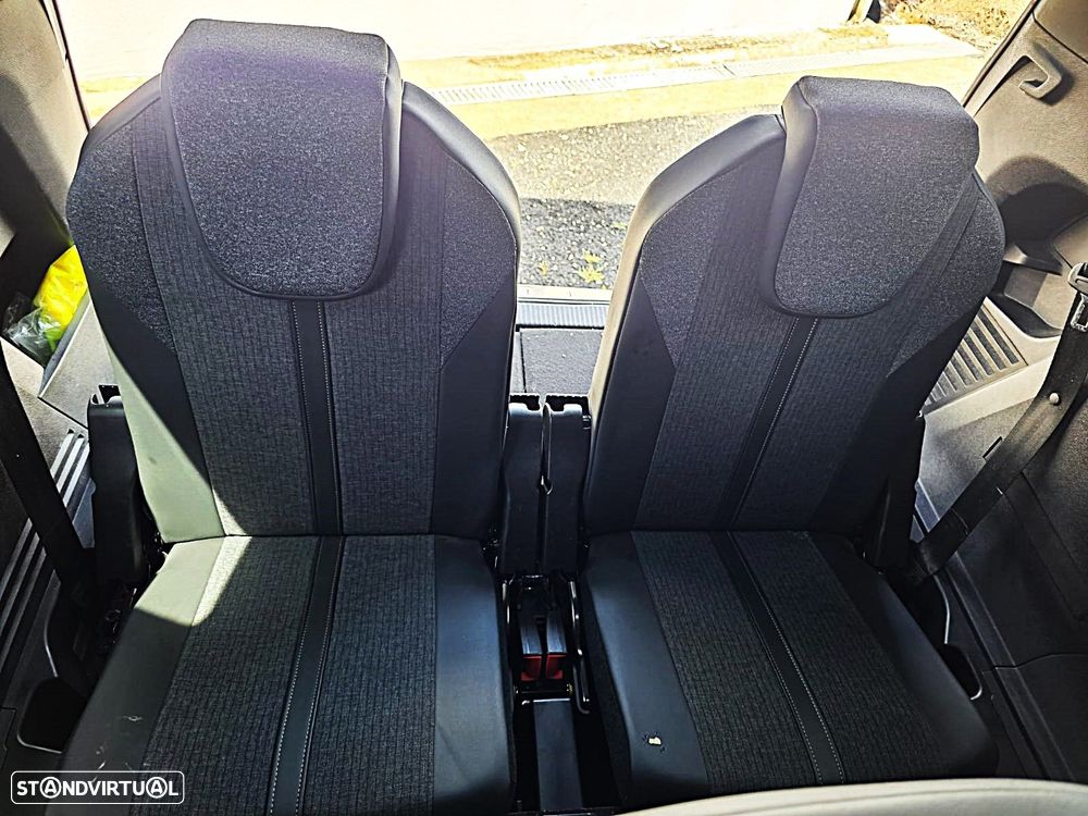 Peugeot 5008 1.5 BlueHDi GT Line EAT8 - 11