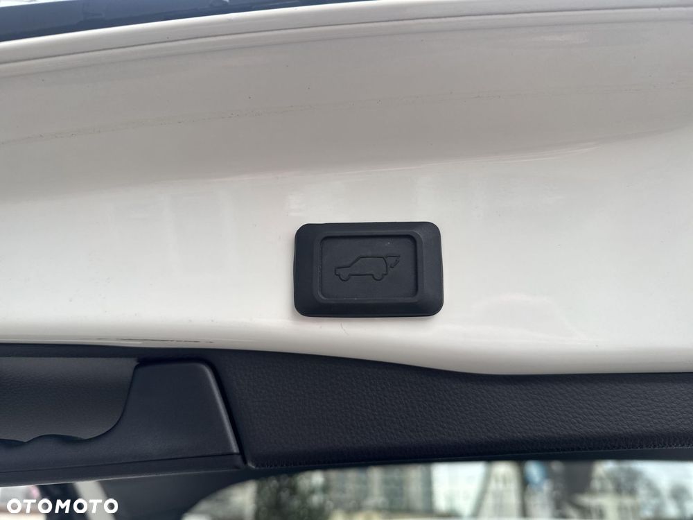 Toyota RAV4 2.5 Hybrid Comfort 4x2 - 19