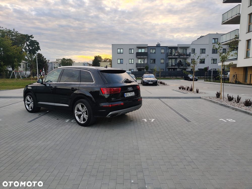 Audi Q7 - 4