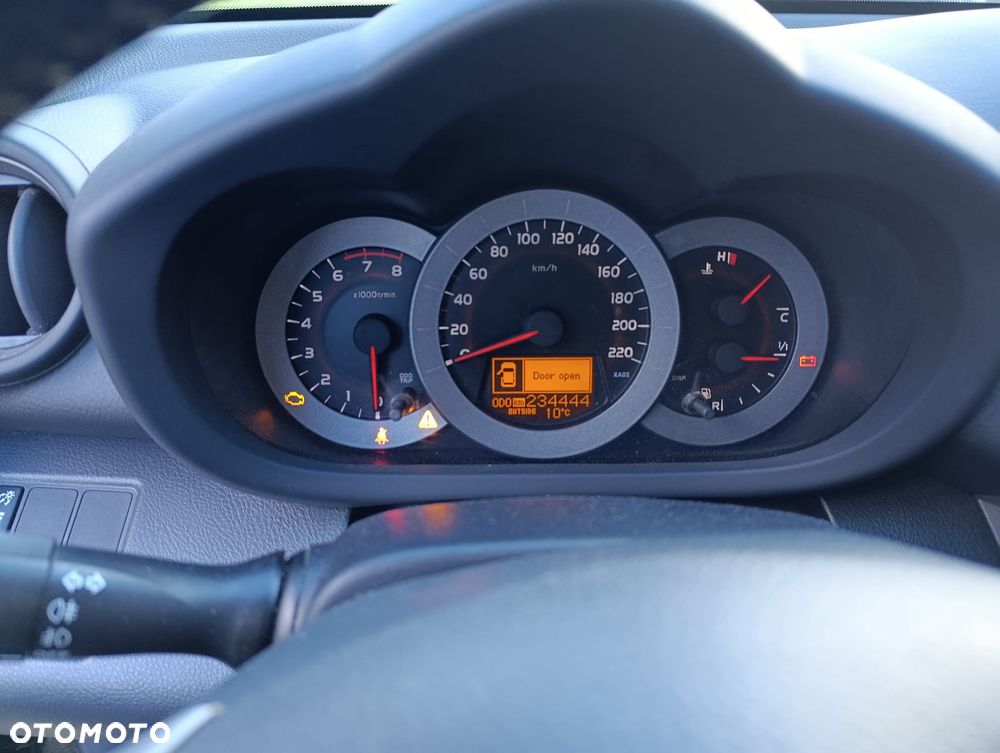 Toyota RAV4 2.0 4x4 - 22