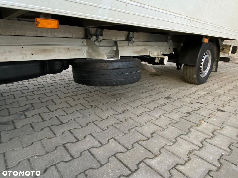 Mercedes-Benz Sprinter - 27