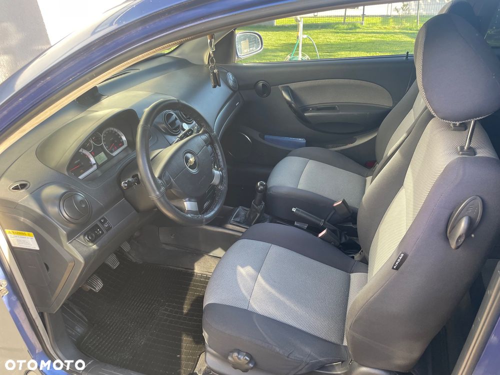Chevrolet Aveo 1.2 - 6