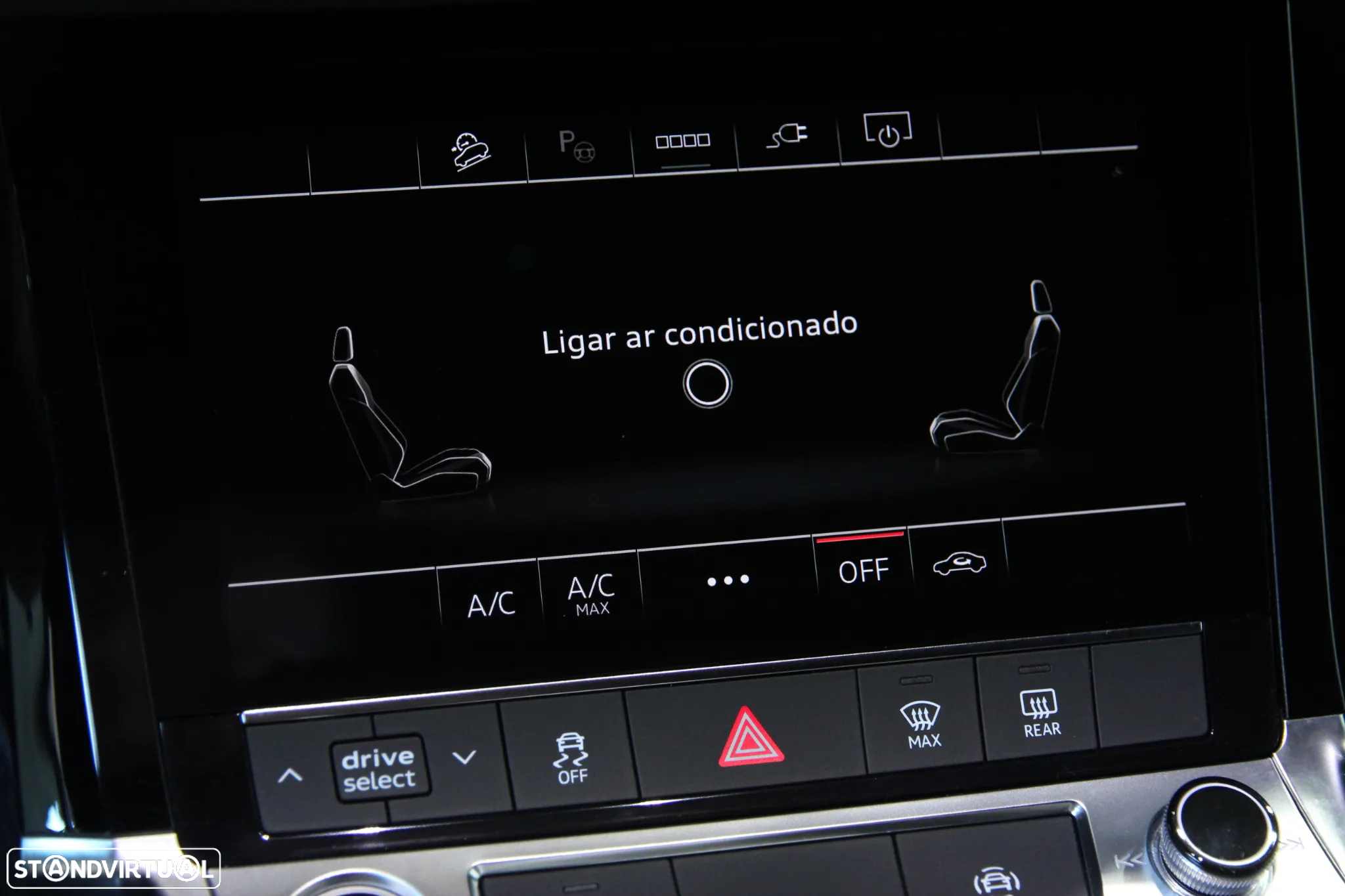 Audi Q8 e-Tron 50 quattro S line - 16