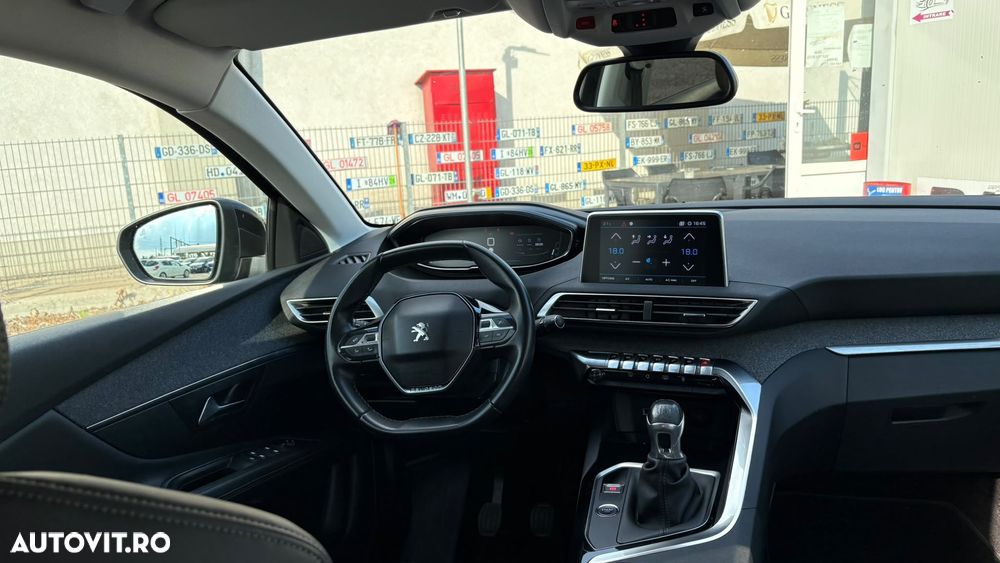 Peugeot 3008 - 5