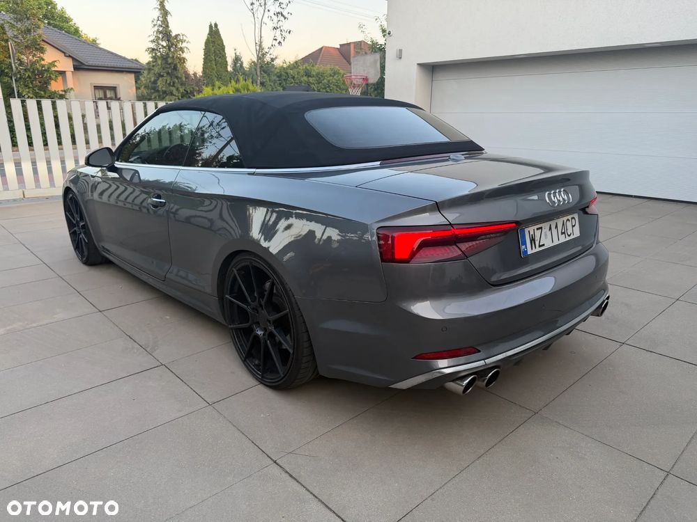 Audi A5 Cabrio - 4