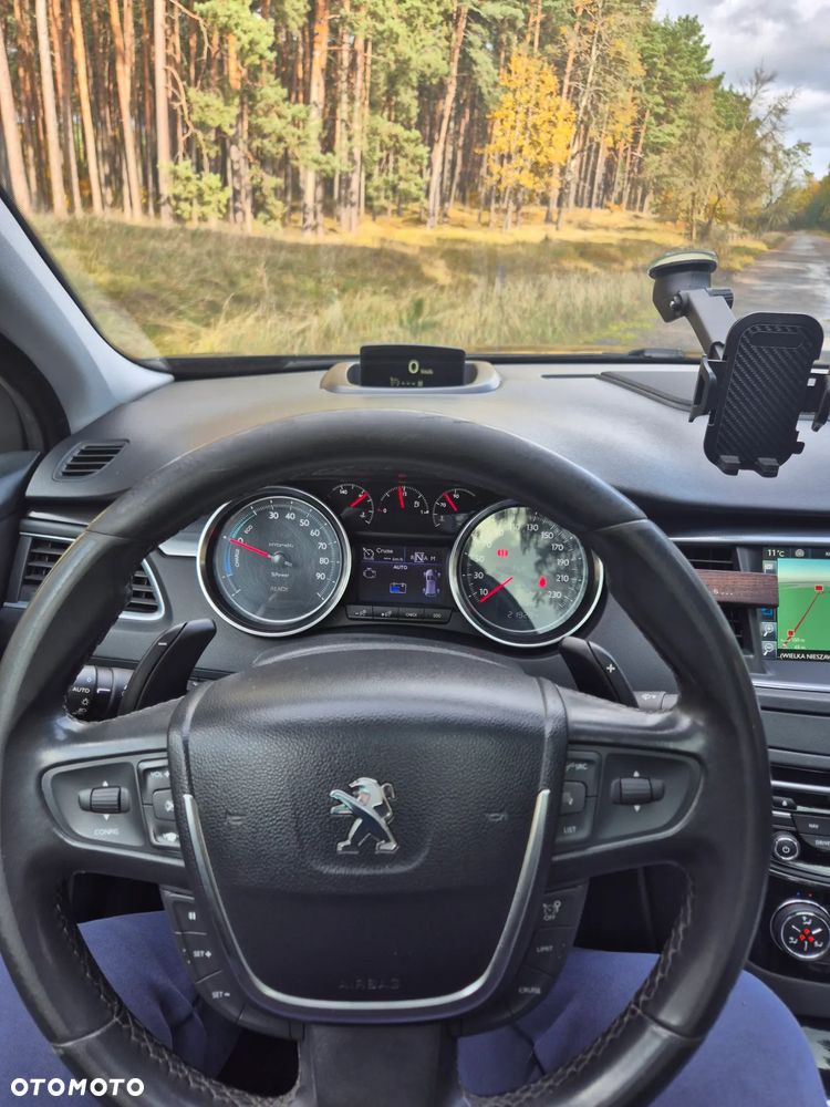 Peugeot 508 RXH 2.0 HDi HYbrid4 - 19