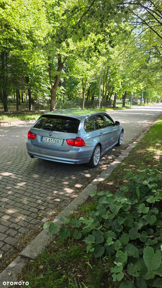 BMW Seria 3 320d - 6